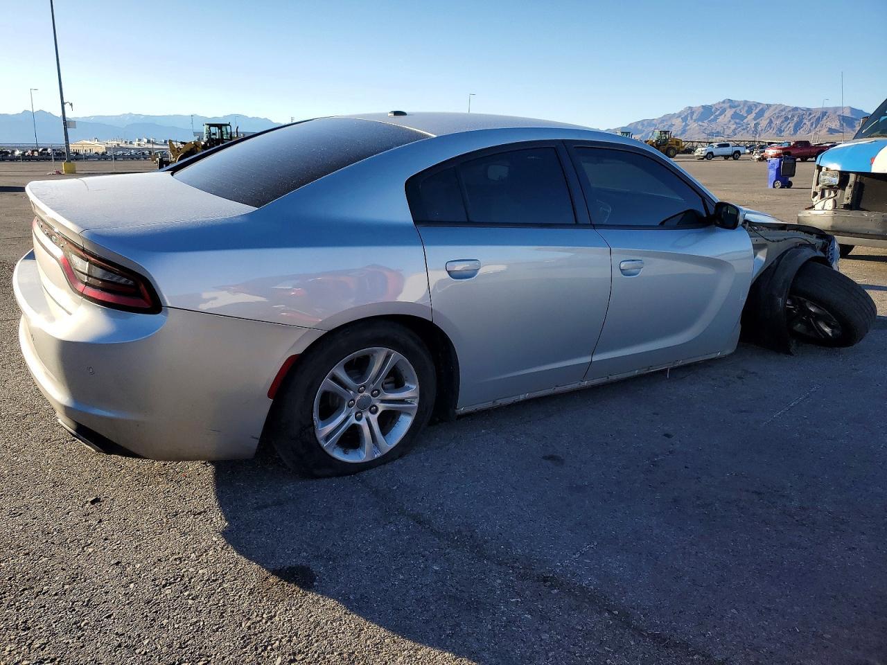 2022 Dodge Charger - Image 3