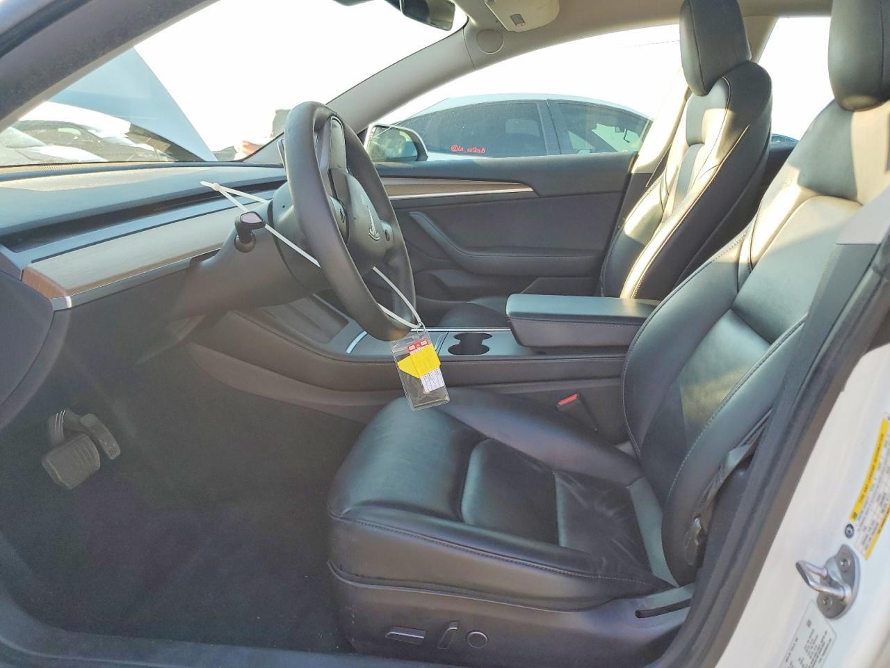 2021 Tesla Model 3 - Фото 7