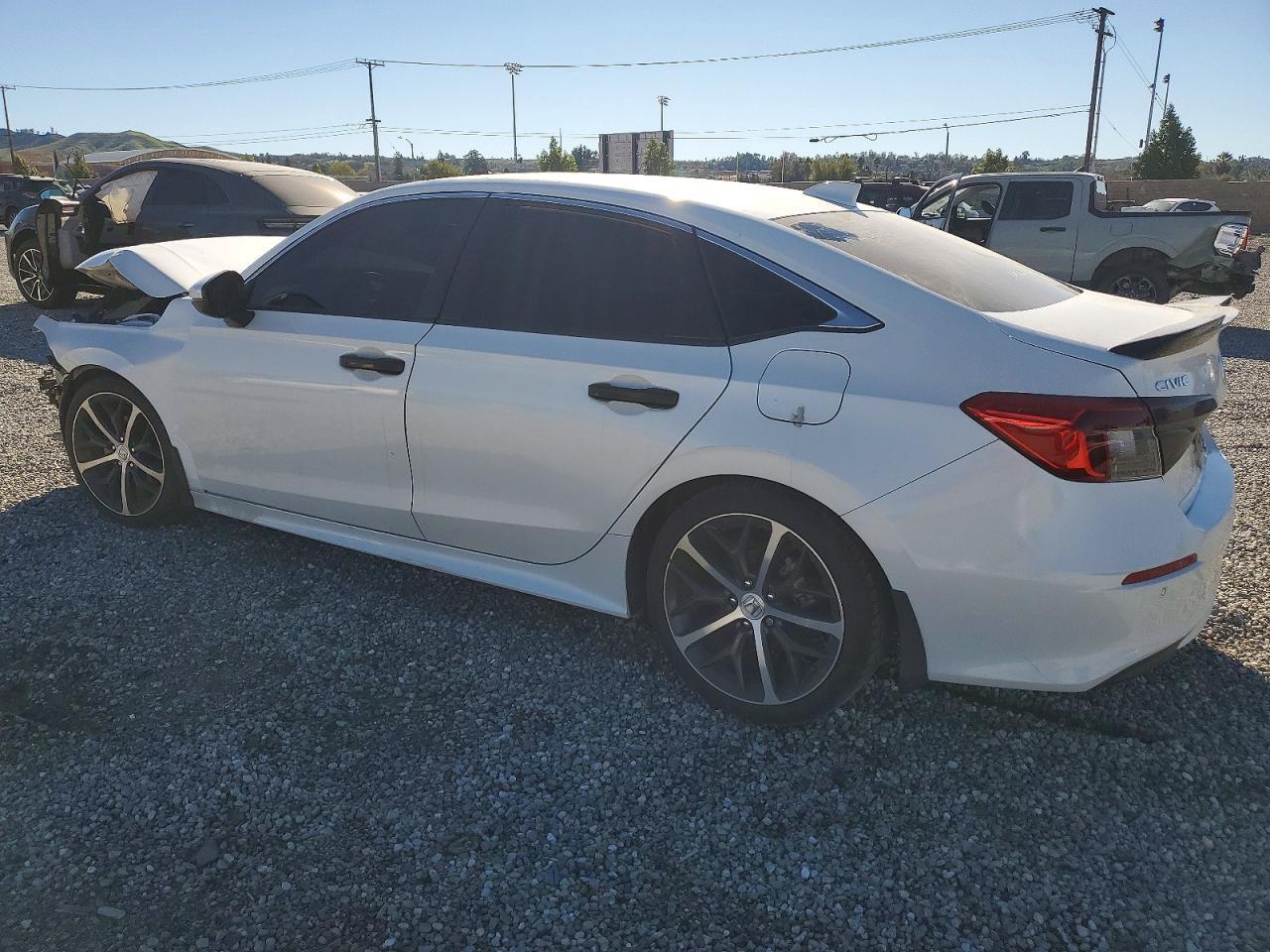 2022 Honda Civic Touring - Фото 2