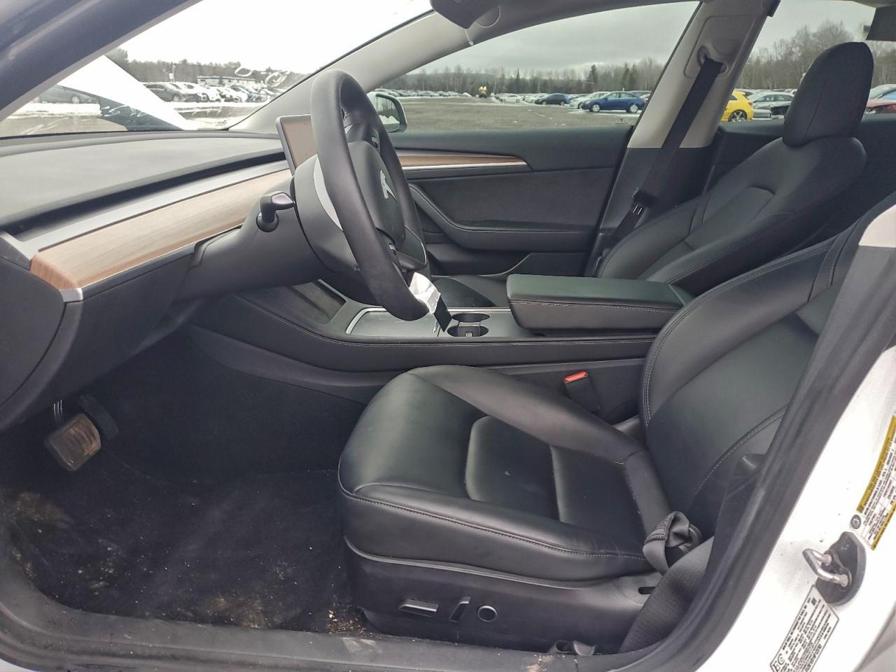 2022 Tesla Model 3 - Фото 7