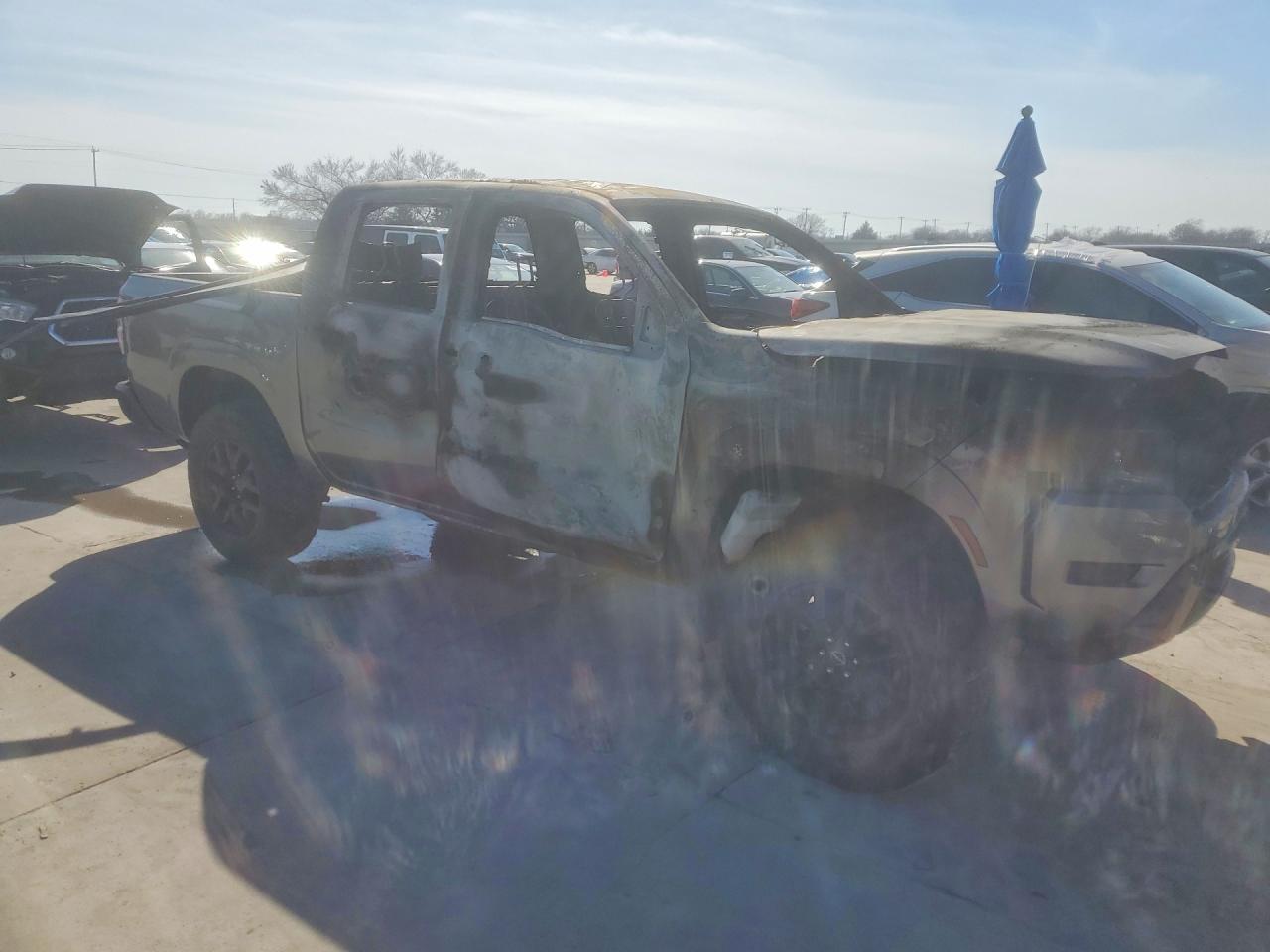 2022 Nissan Frontier Sv - Image 4