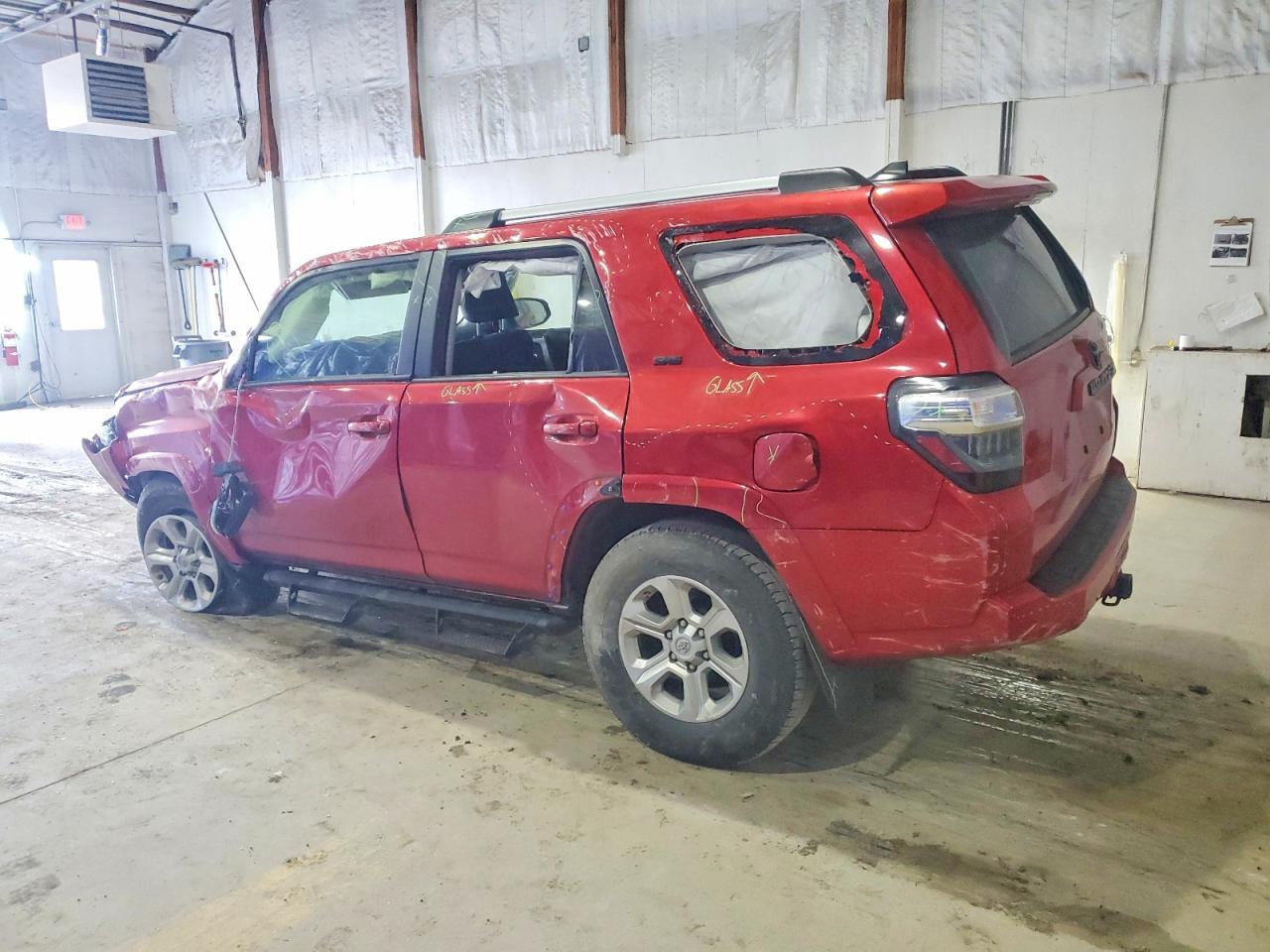 2021 Toyota 4Runner Sr5/Sr5 Premium - Image 2