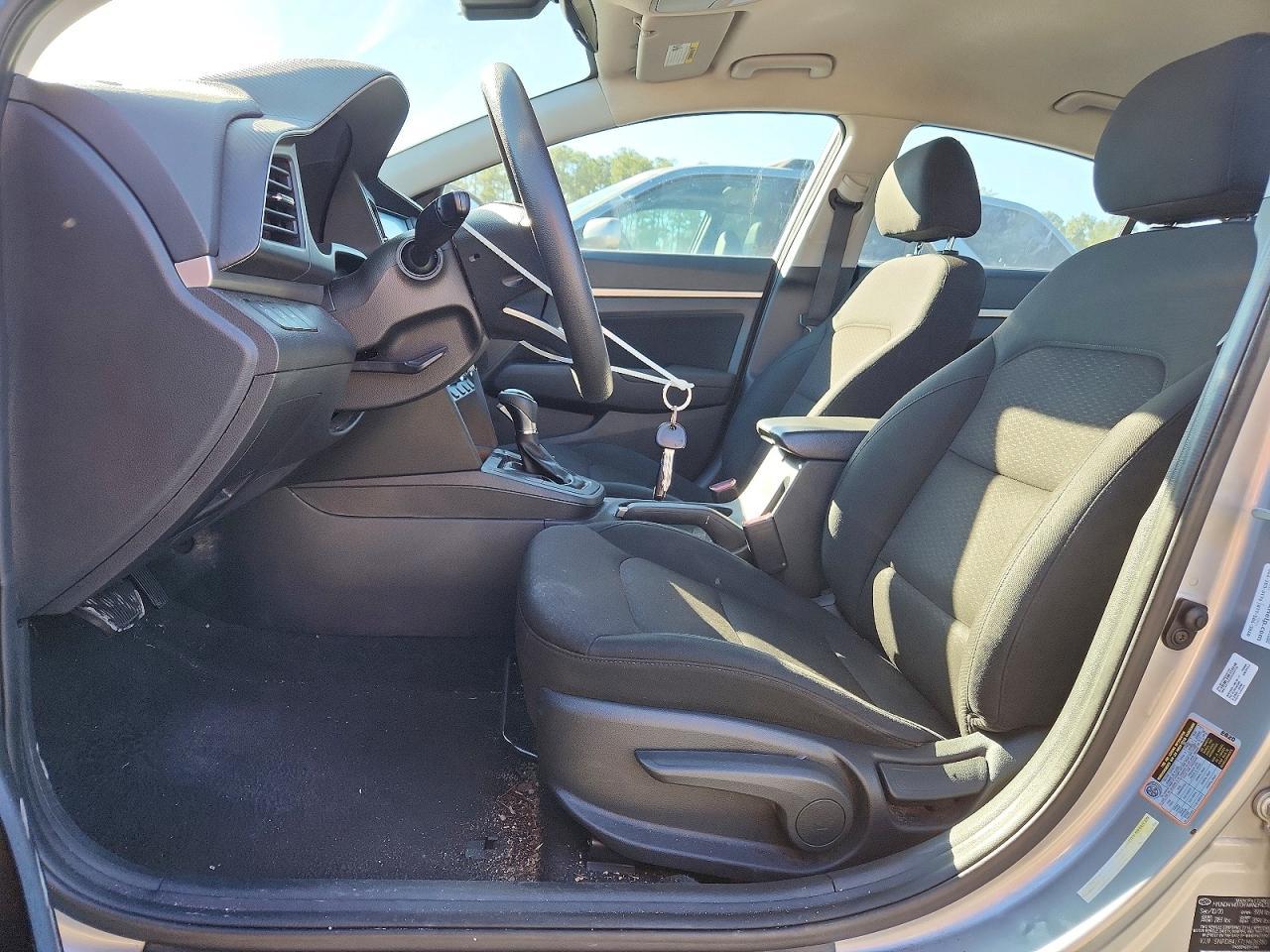 2020 Hyundai Elantra Sel - Фото 7