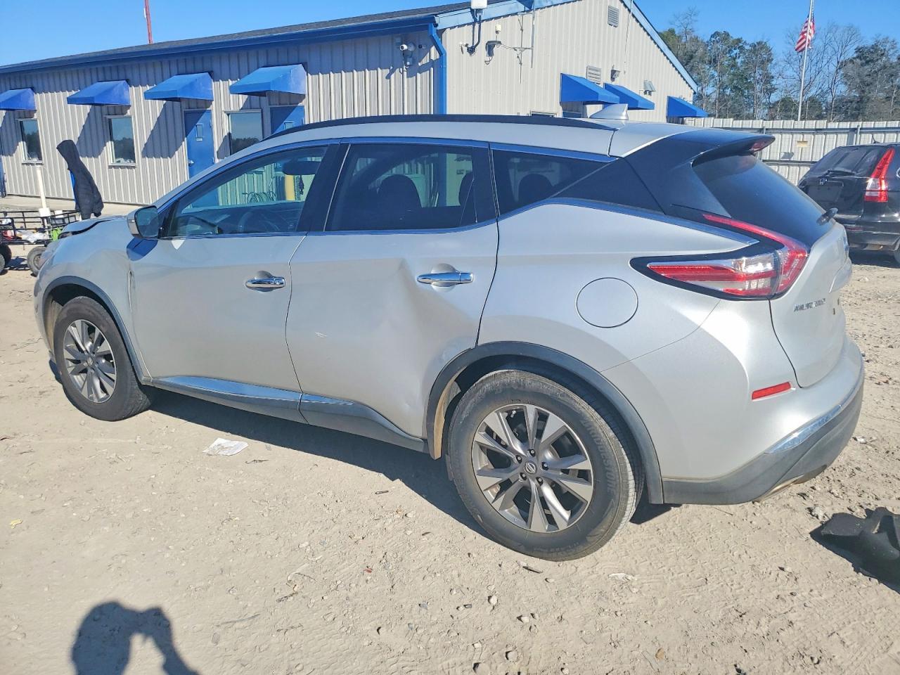 2018 Nissan Murano Sv - Image 2