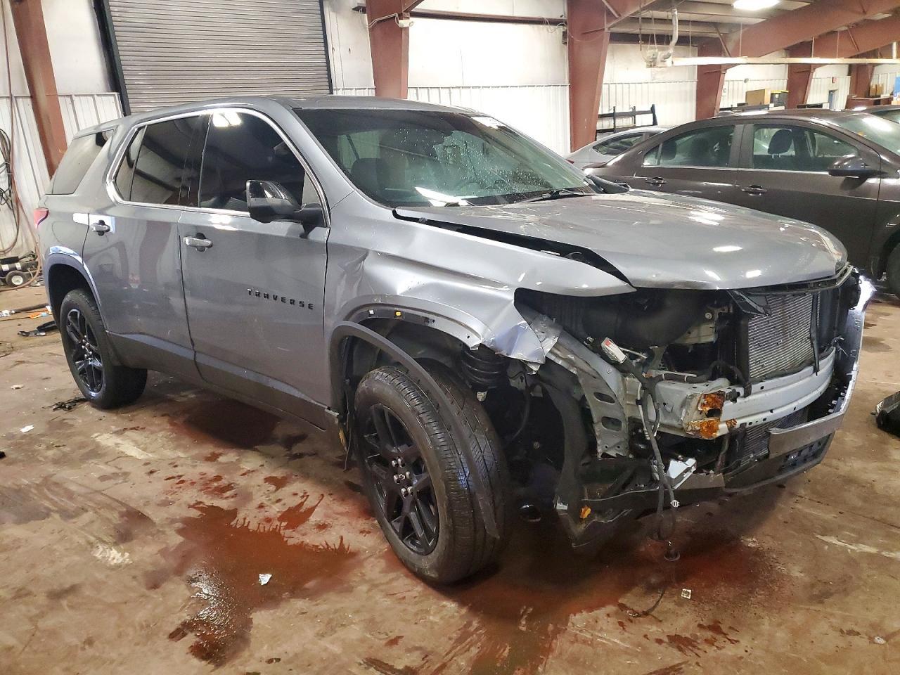 2021 Chevrolet Traverse Ls - Image 4