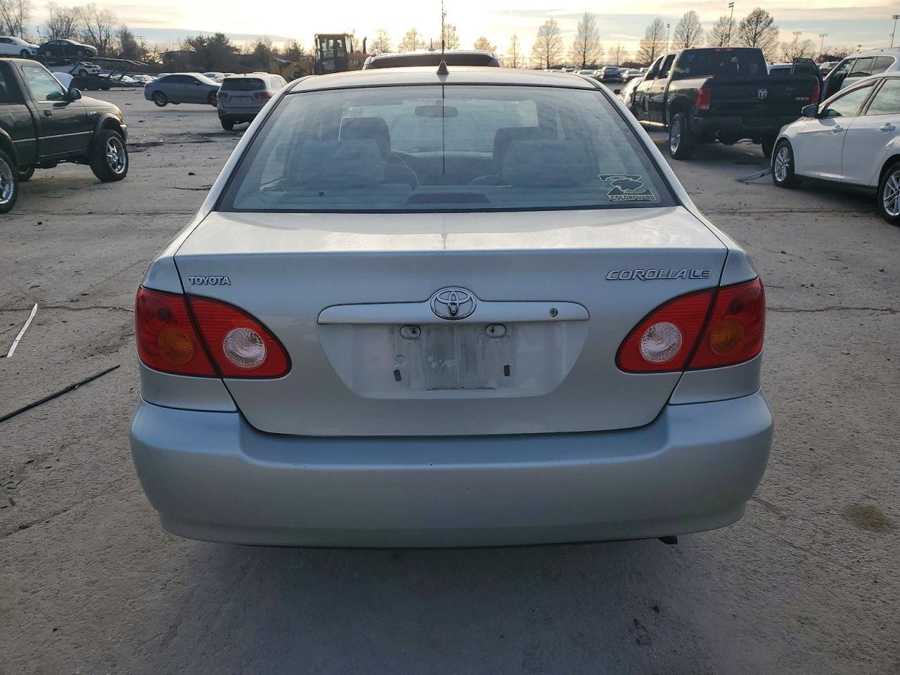 2004 Toyota Corolla Ce - Фото 6