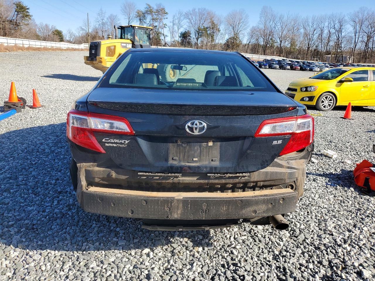 2012 Toyota Camry Base - Image 6