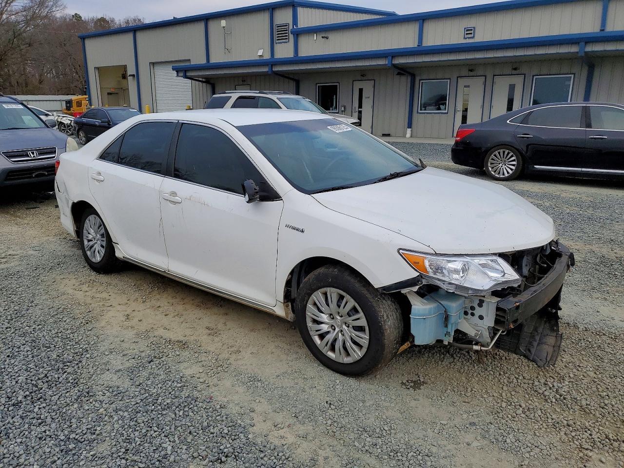 2014 Toyota Camry Hybrid - Фото 4