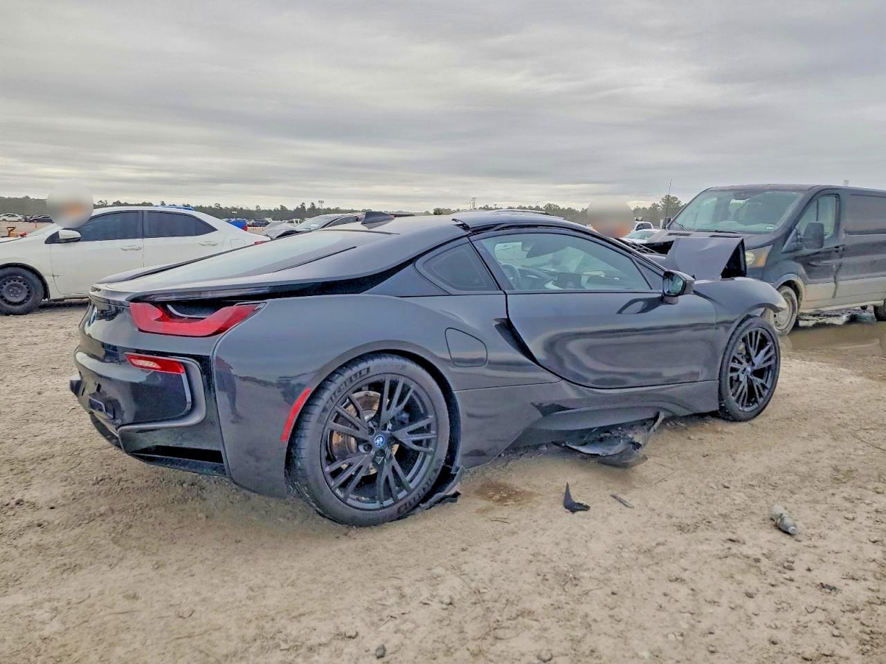 2015 BMW I8 - Image 3
