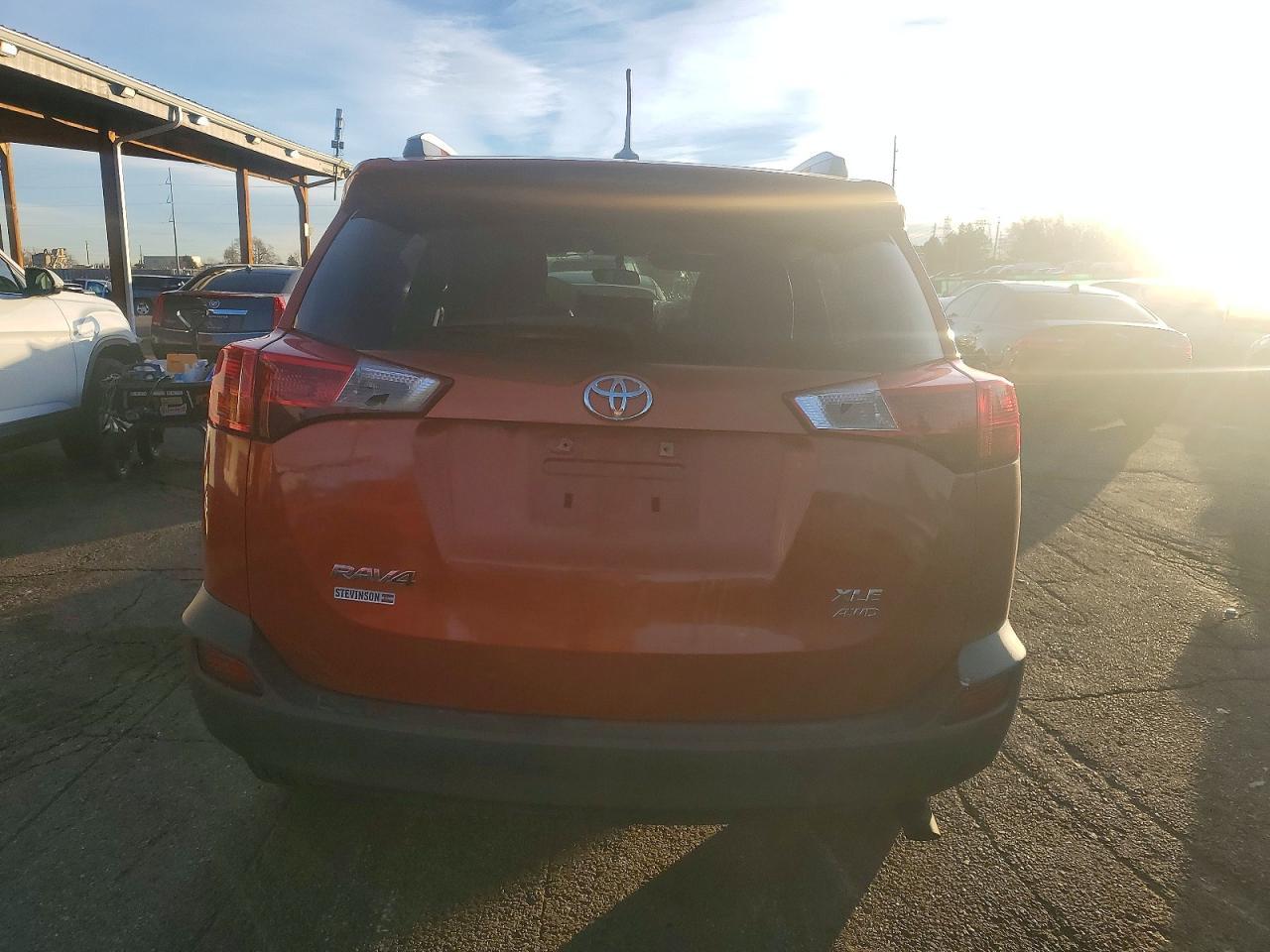 2015 Toyota Rav4 Xle - Фото 6