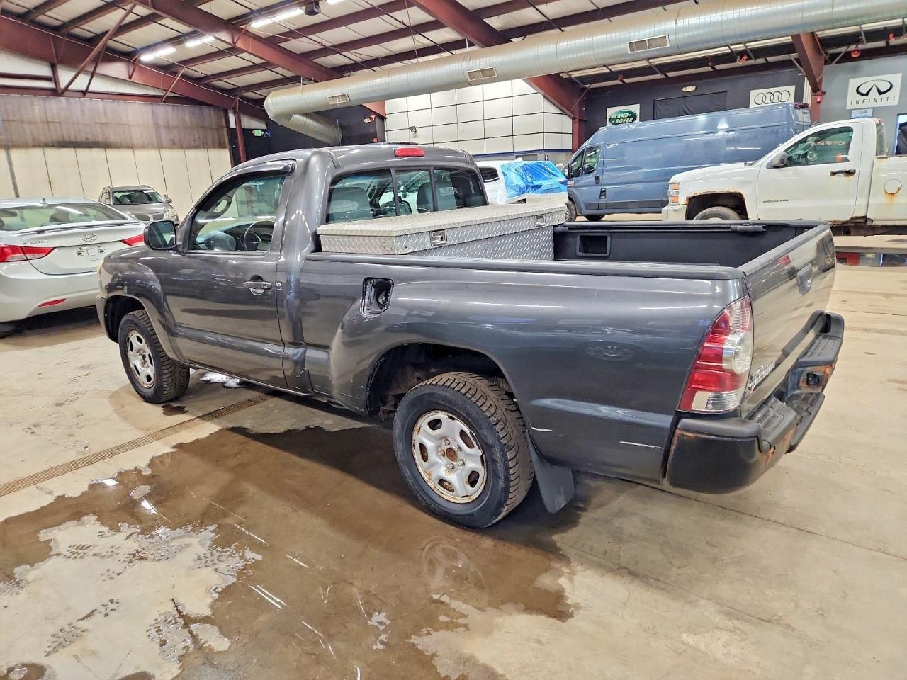 2011 Toyota Tacoma - Фото 2