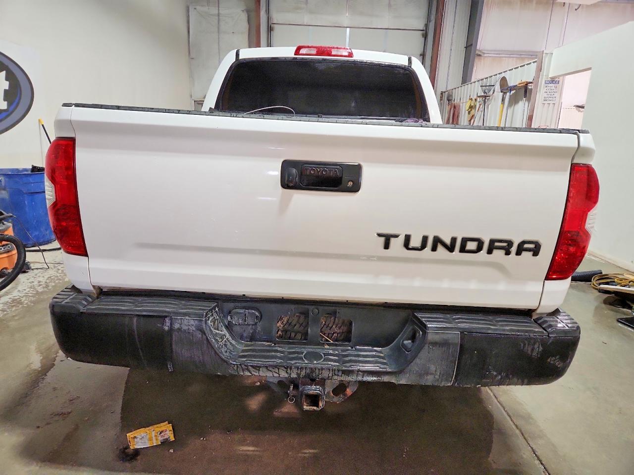 2015 Toyota Tundra Crewmax Sr5 - Image 6