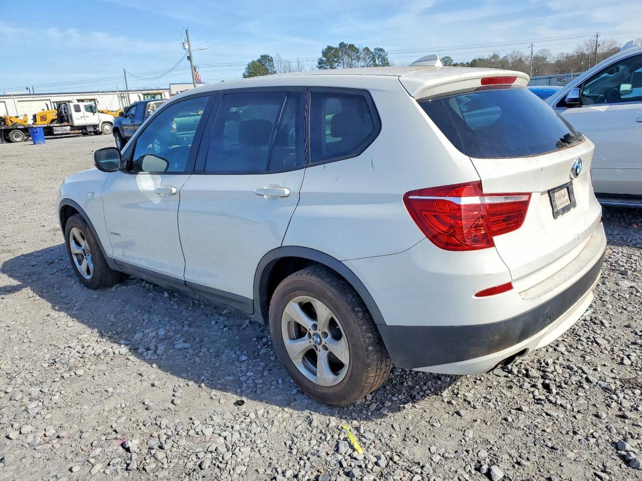 2011 BMW X3 xDrive28I - Фото 2