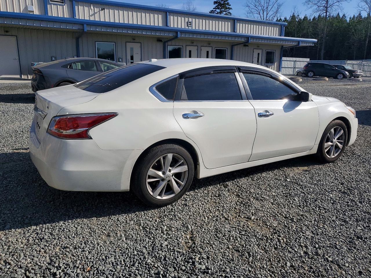 2015 Nissan Altima 2.5 - Фото 3