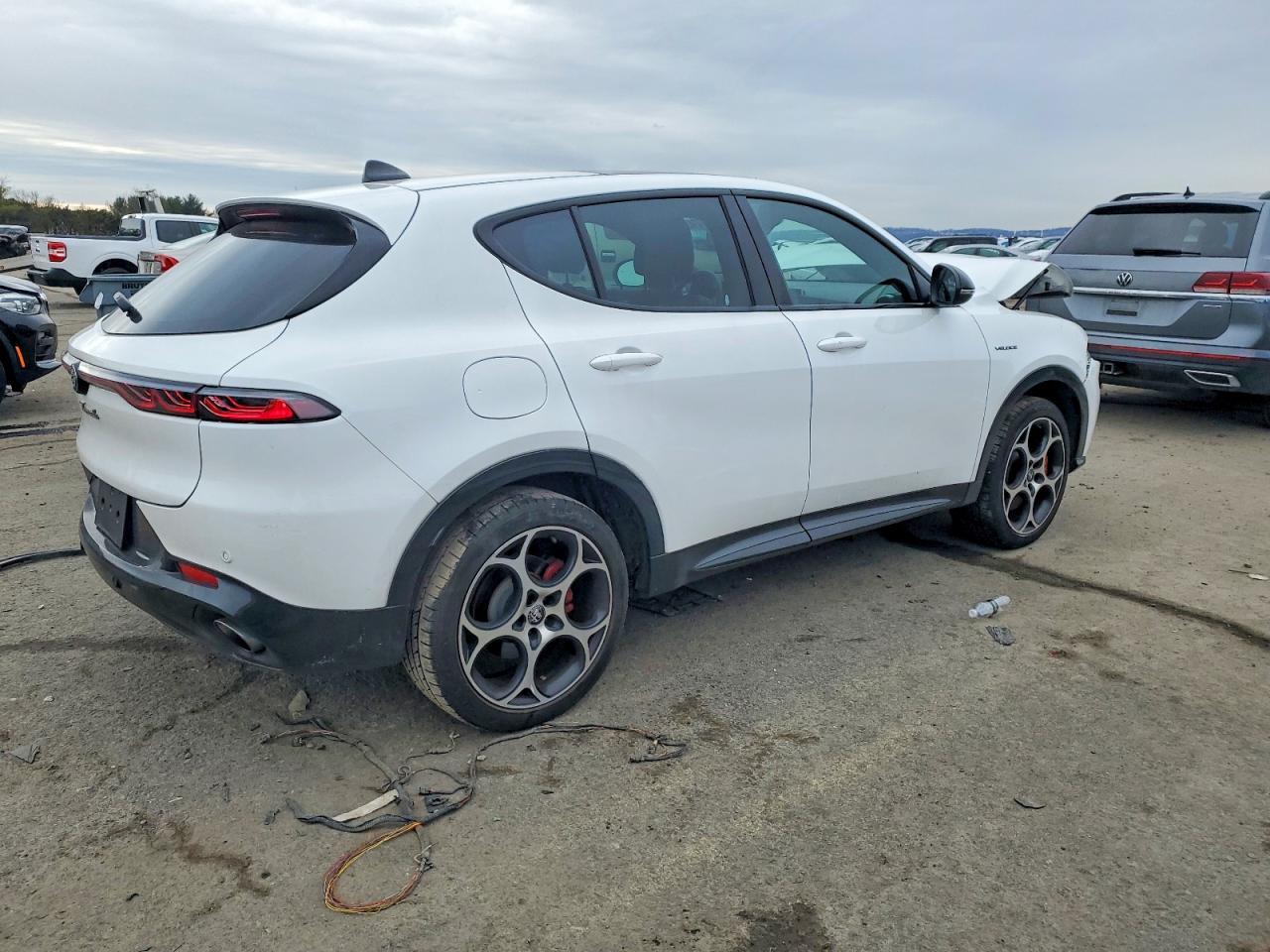 2024 Alfa Romeo Tonale Veloce - Фото 3