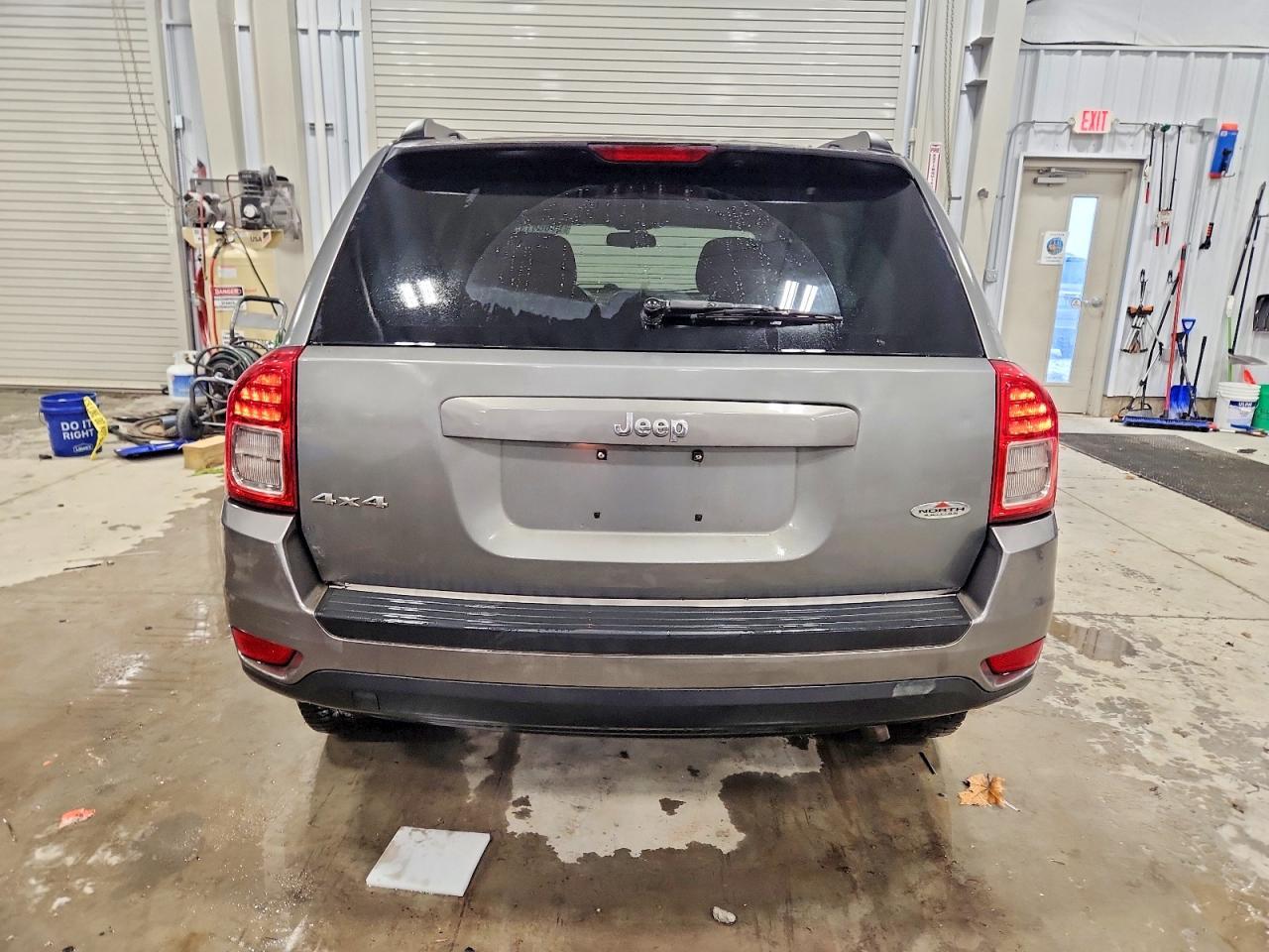 2011 Jeep Compass - Image 6