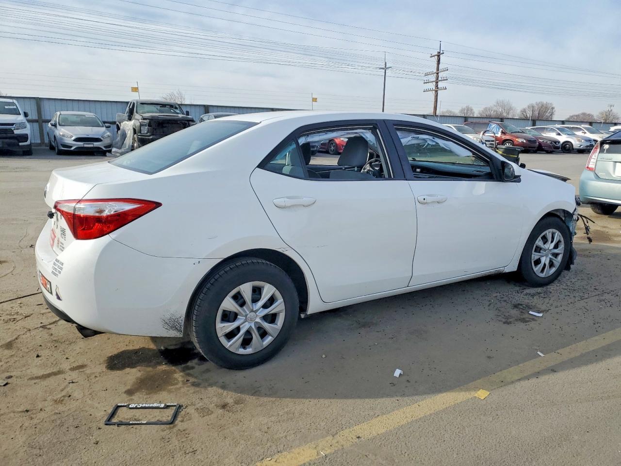 2015 Toyota Corolla - Фото 3