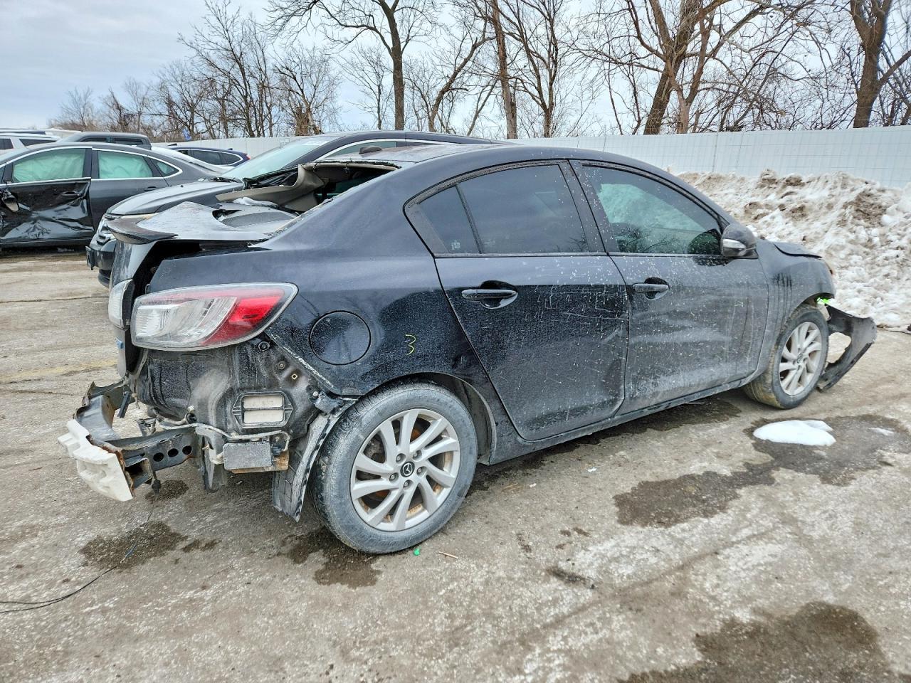 2013 Mazda 3 I - Image 3