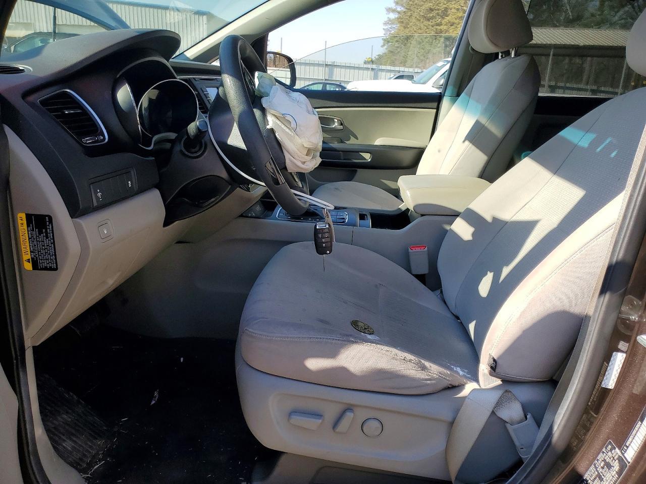 2016 Kia Sedona Lx - Фото 7