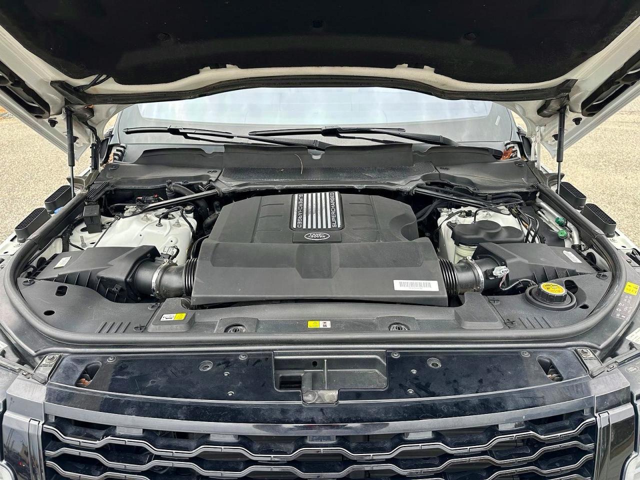 2019 Land Rover Range Rover Supercharged - Image 7