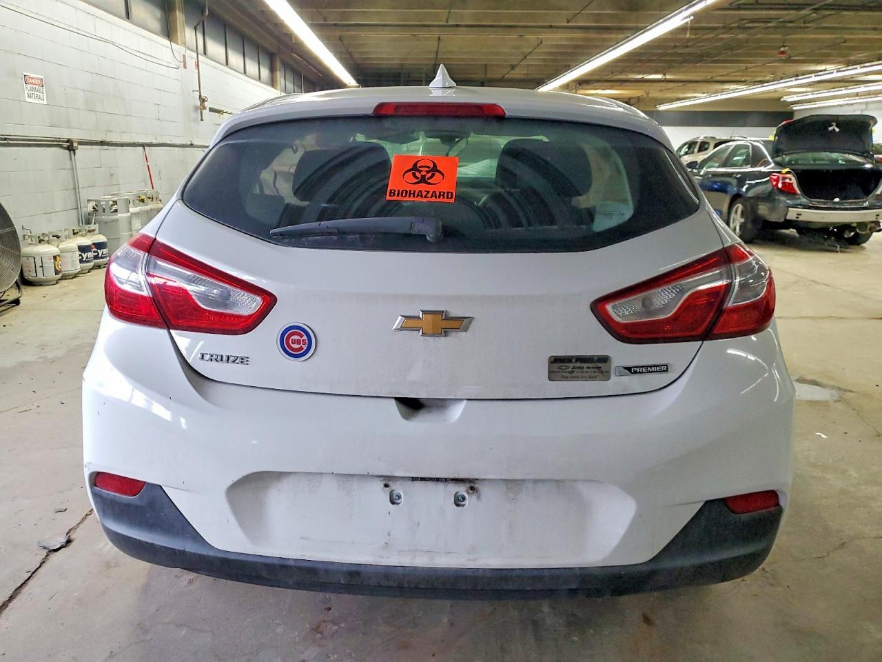 2017 Chevrolet Cruze Premier - Image 6