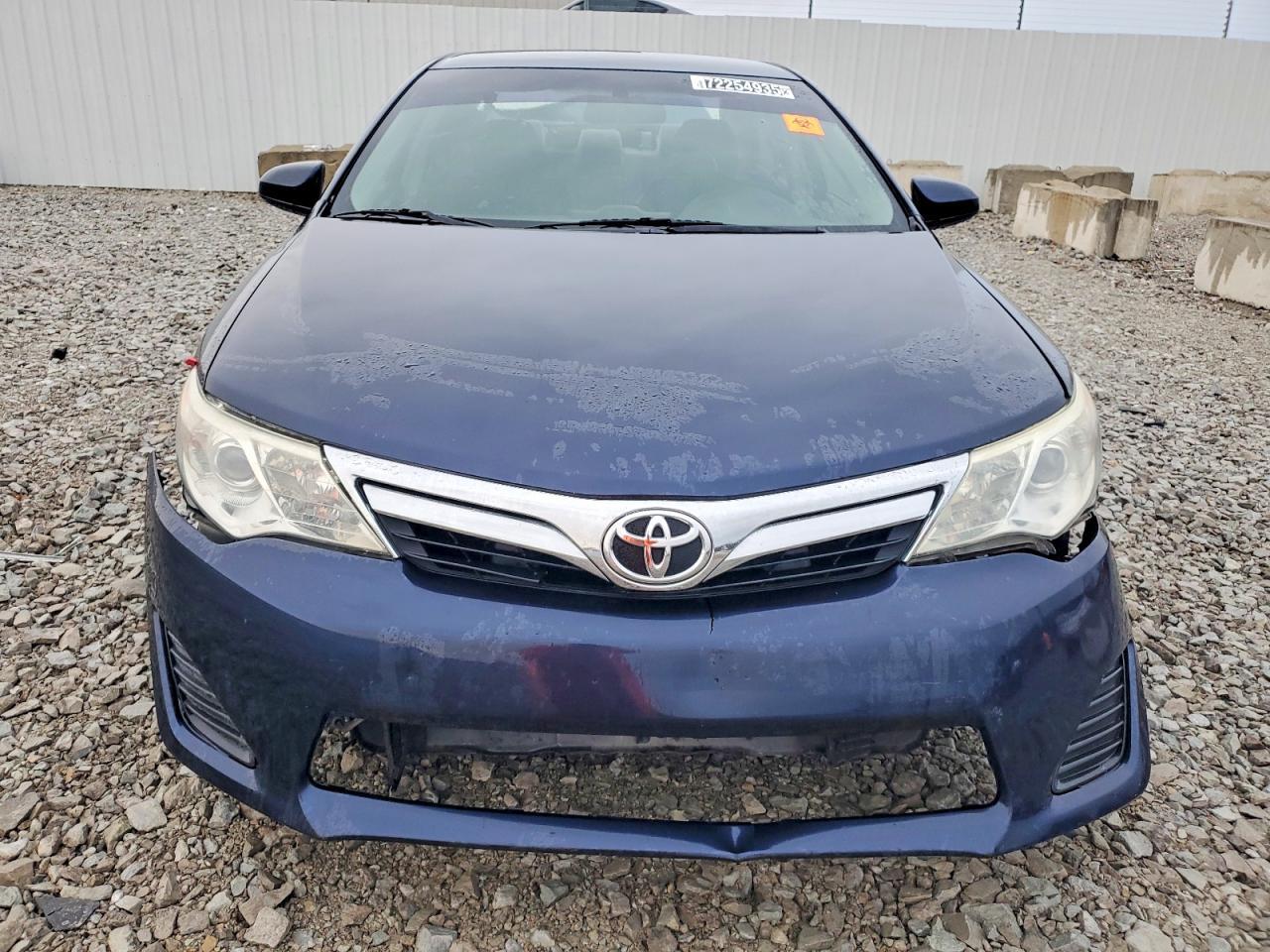 2014 Toyota Camry Le - Image 5