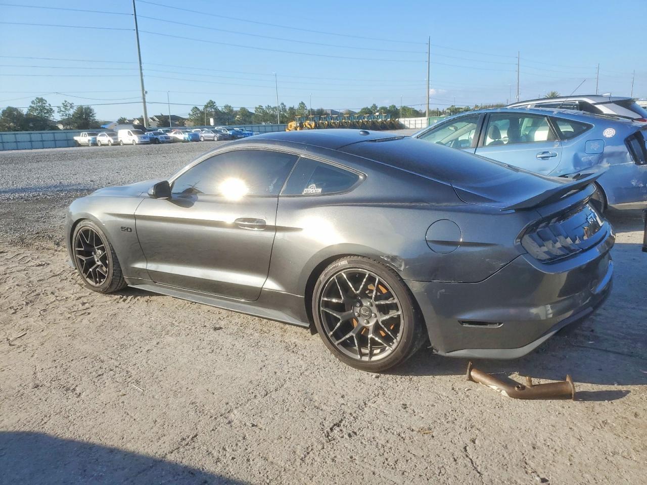 2019 Ford Mustang Gt - Image 2