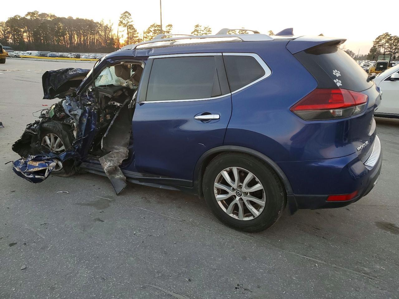 2019 Nissan Rogue Sv - Фото 2