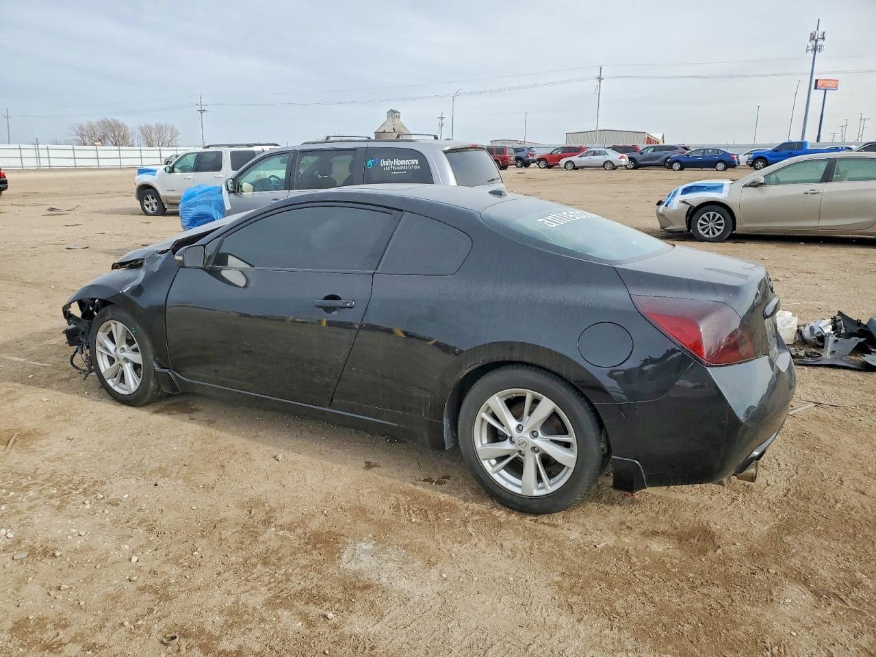 2013 Nissan Altima S - Image 2