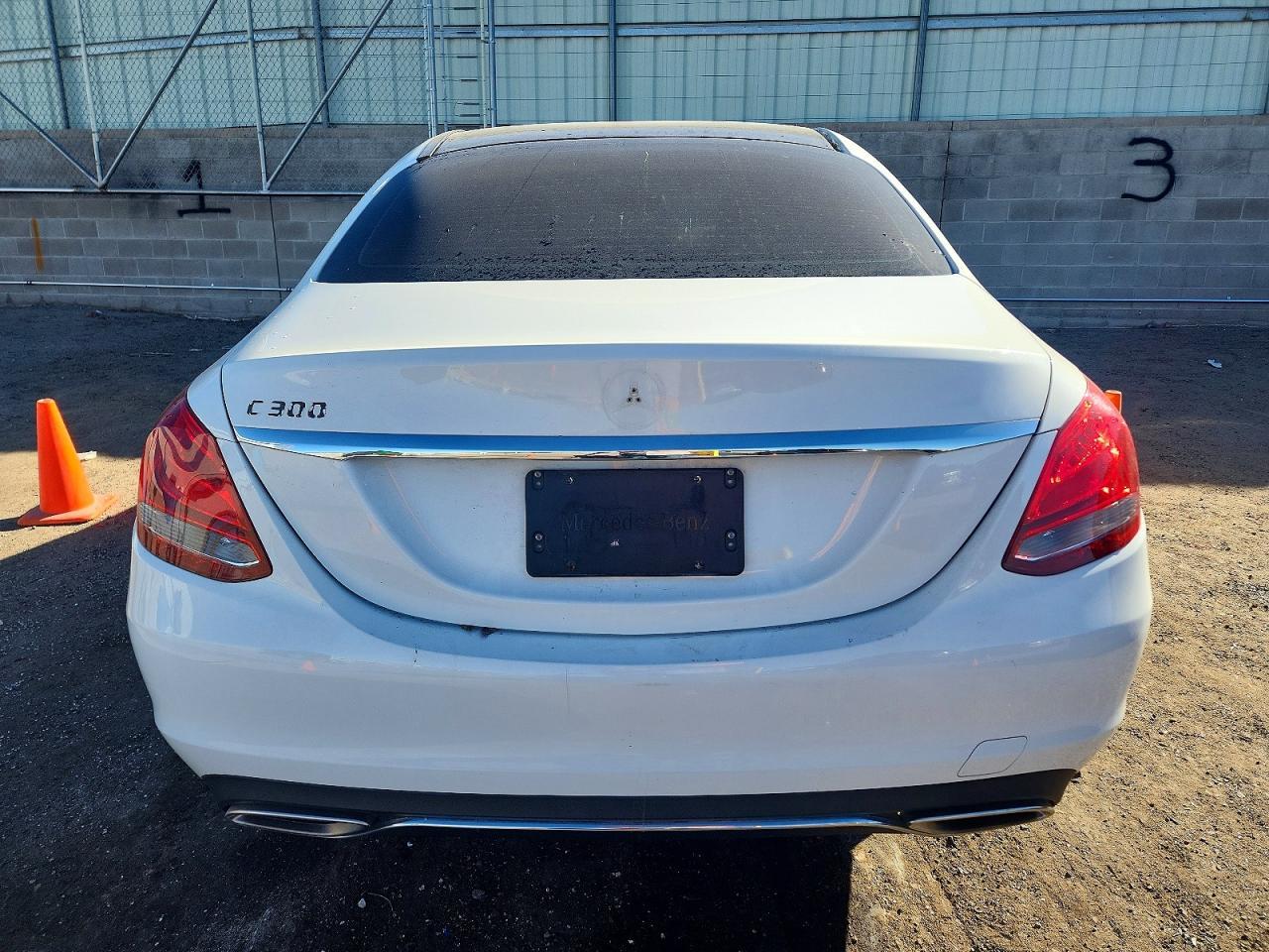 2018 Mercedes-Benz C 300 - Image 6