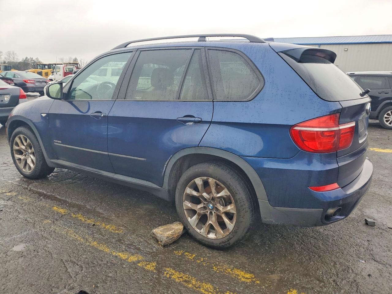 2012 BMW X5 xDrive35I - Фото 2