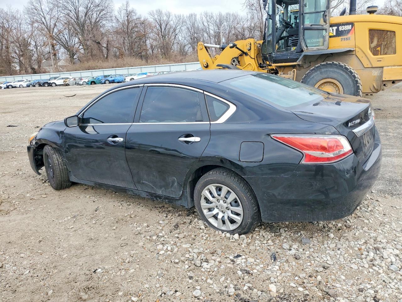 2015 Nissan Altima 2.5 - Image 2