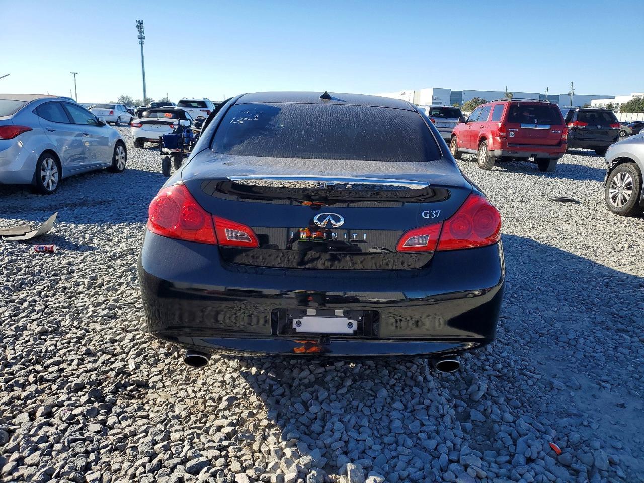 2013 Infiniti G37 Base - Image 6