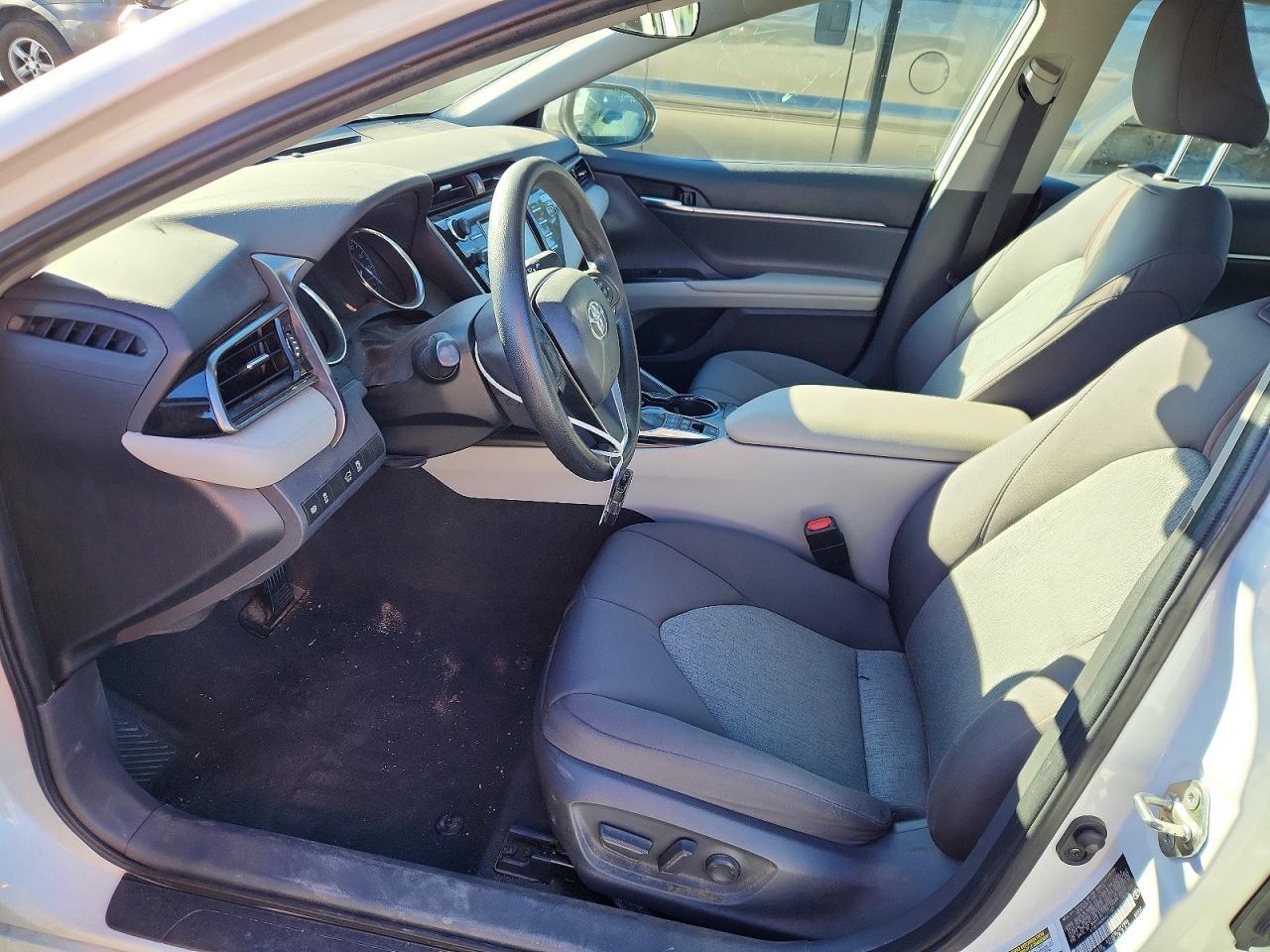 2019 Toyota Camry Le - Image 7