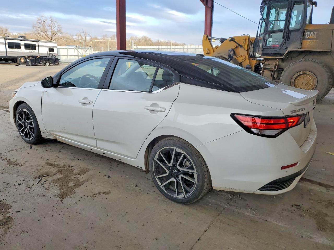 2025 Nissan Sentra Sr - Image 2