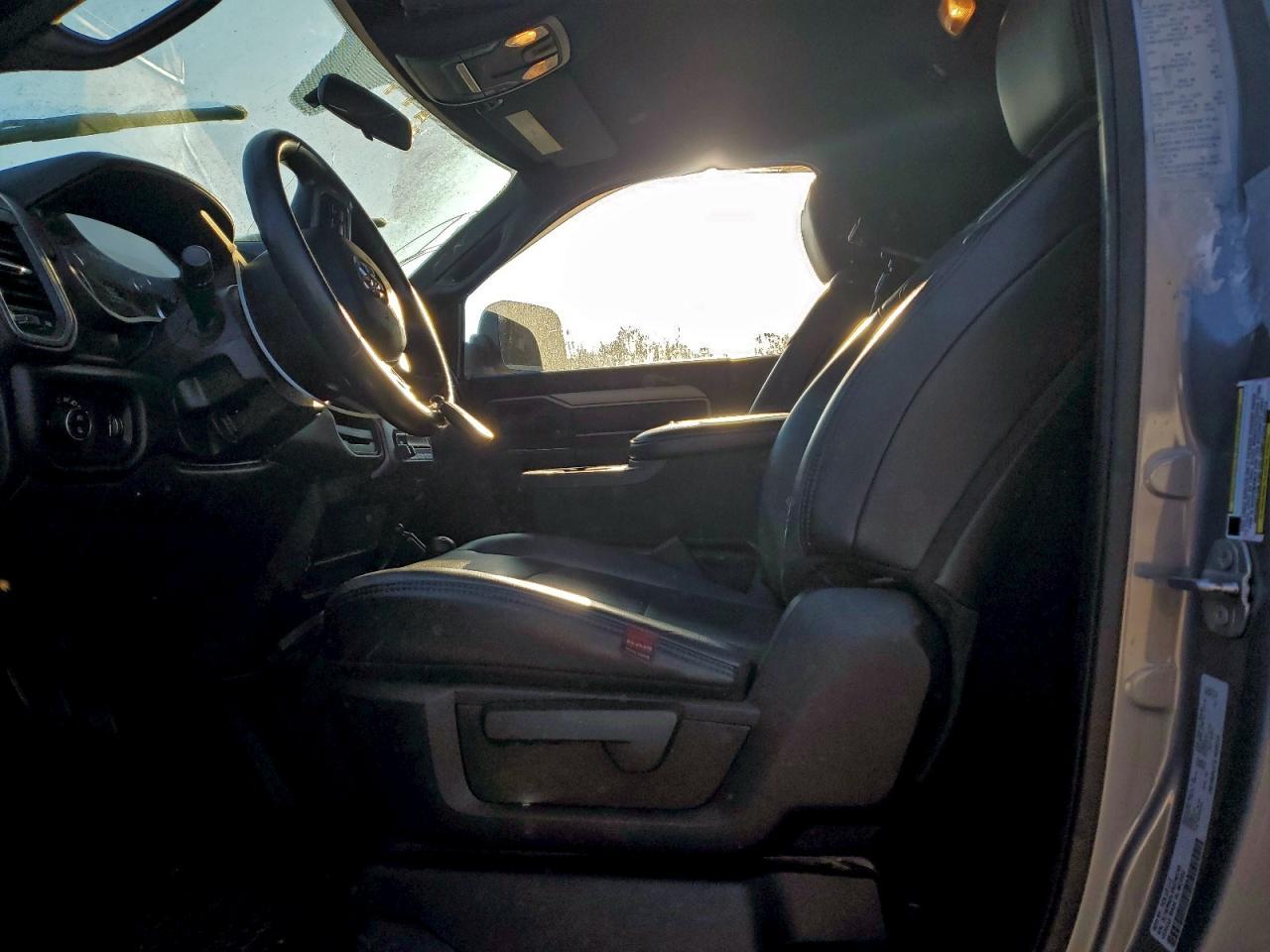 2022 Ram 5500 - Image 7