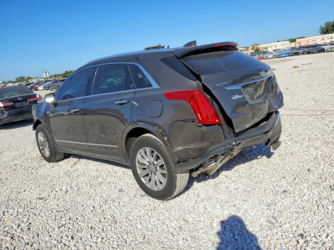2019 Cadillac Xt5 - Фото 2