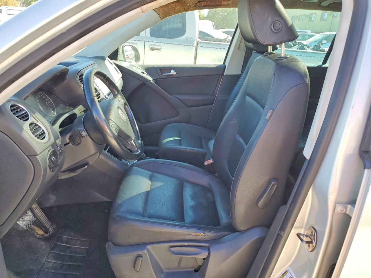 2010 Volkswagen Tiguan Se - Image 7