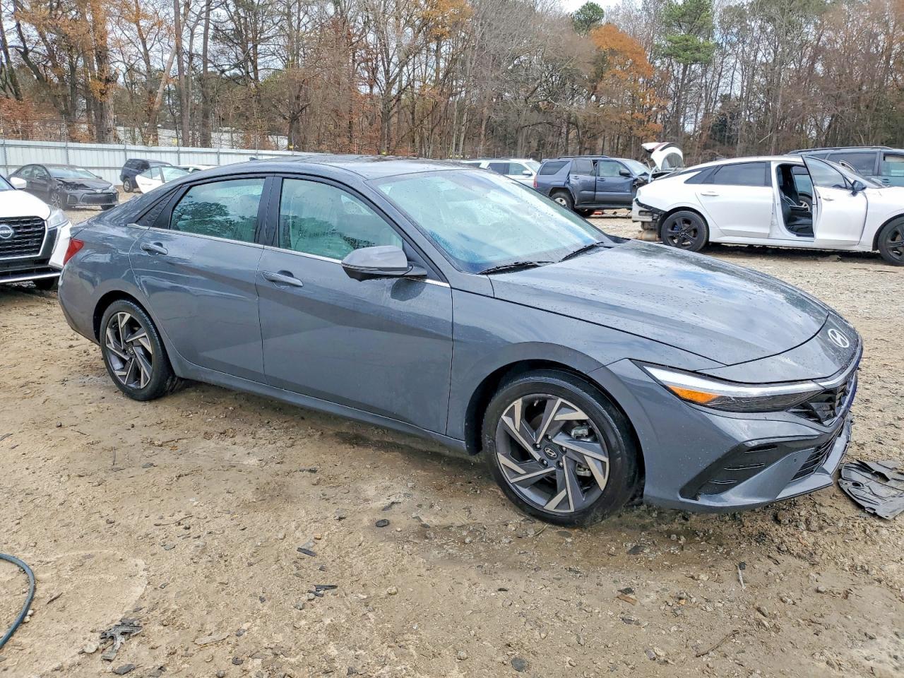 2024 Hyundai Elantra Limited - Фото 4