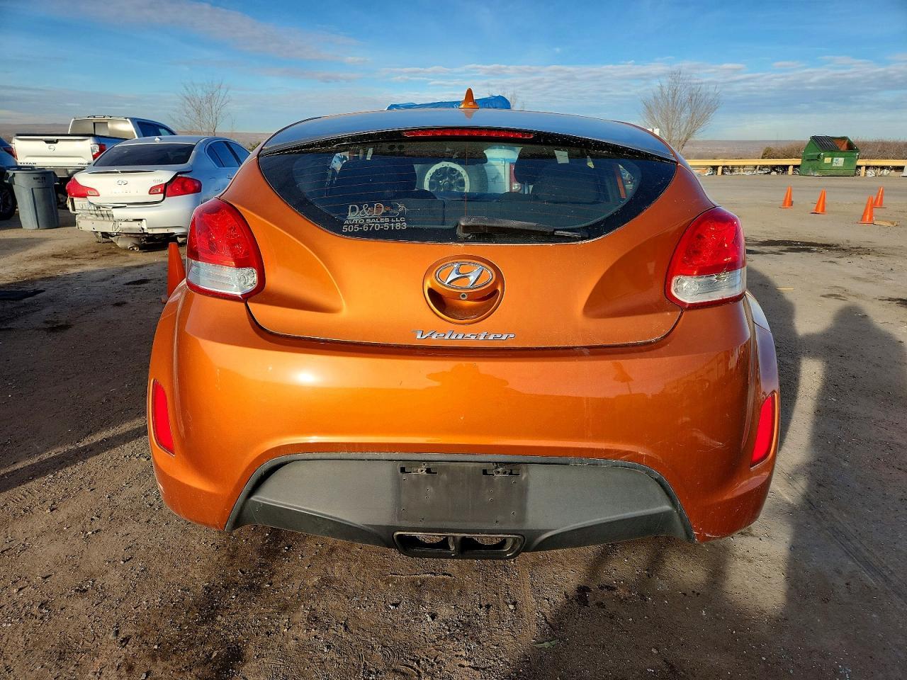 2014 Hyundai Veloster - Image 6