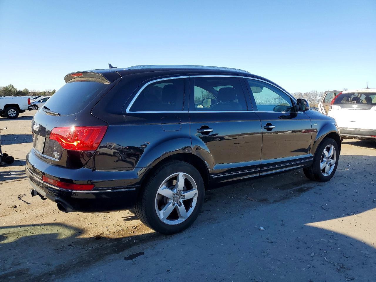2015 Audi Q7 Premium Plus - Image 3