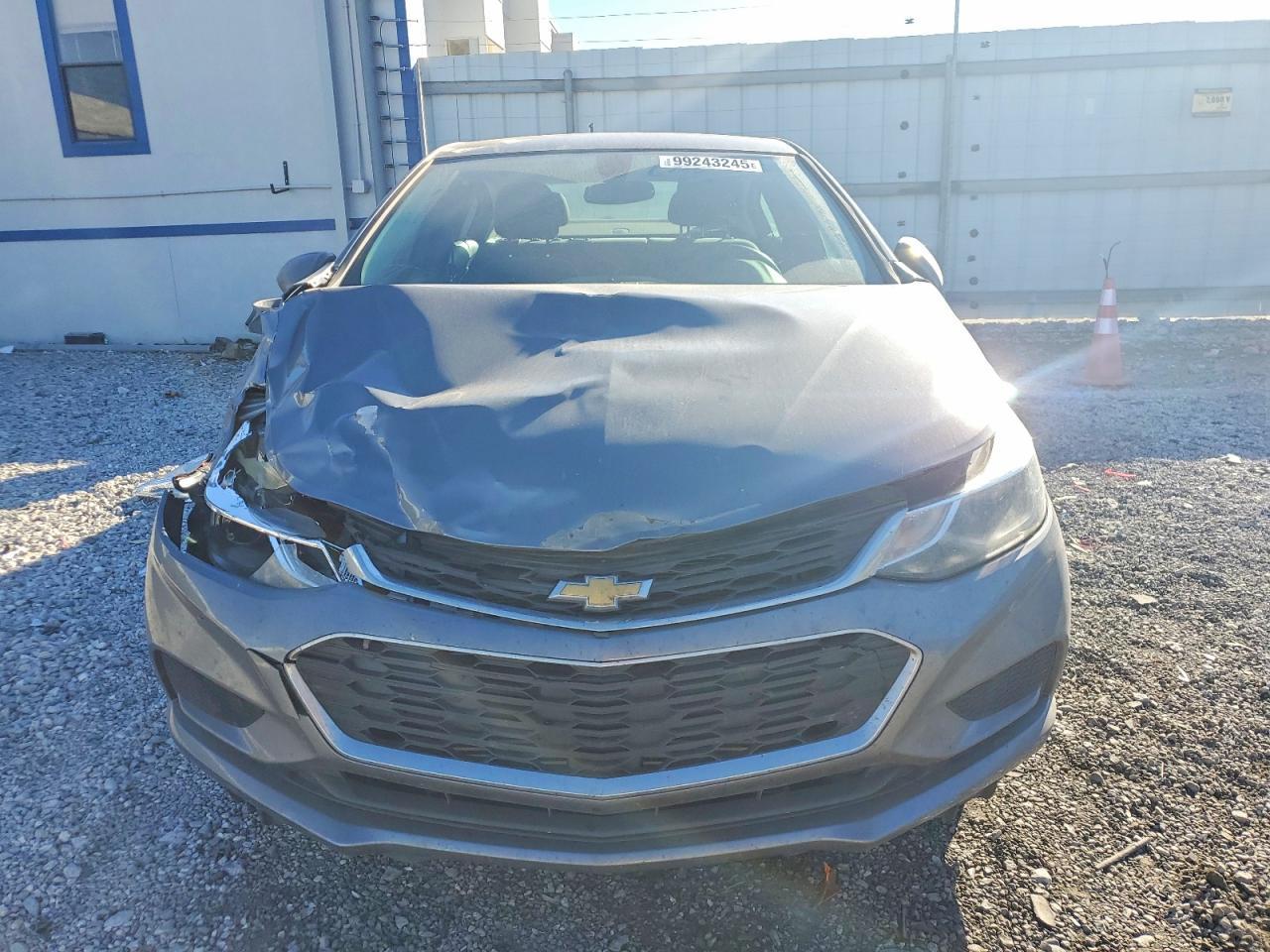 2018 Chev Cruze - Фото 5