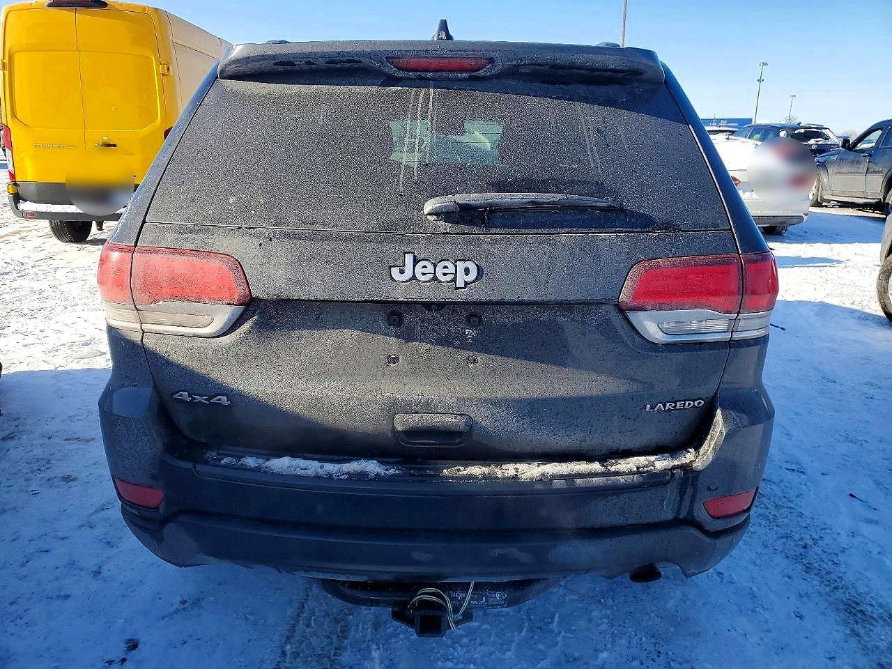 2020 Jeep Grand Cherokee Laredo - Image 6