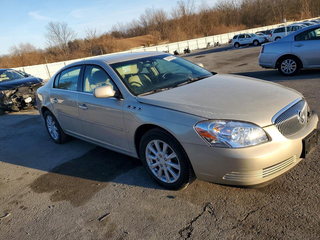2009 Buick Lucerne Cxl - Image 4