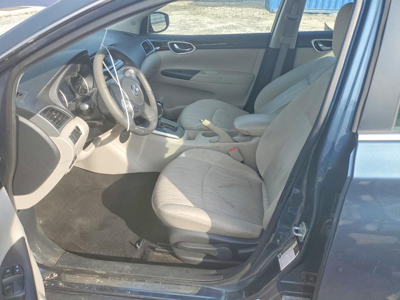 2016 Nissan Sentra S - Image 7