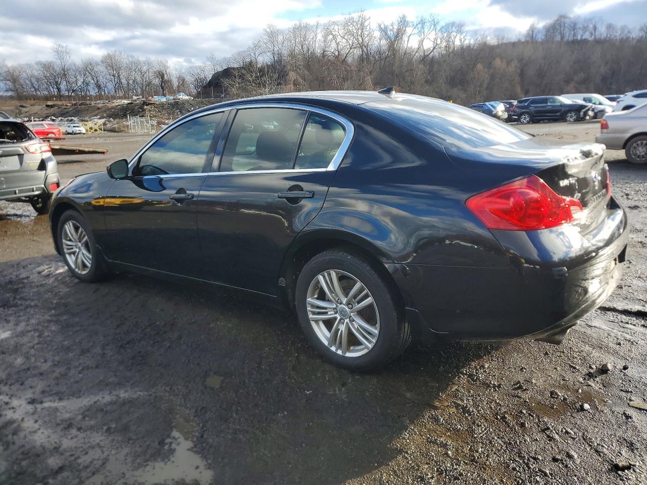 2011 Infiniti G25 - Фото 2