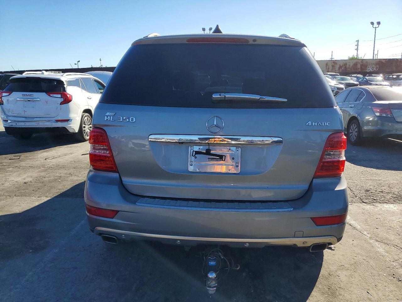2011 Mercedes-Benz Ml 350 4Matic - Image 6
