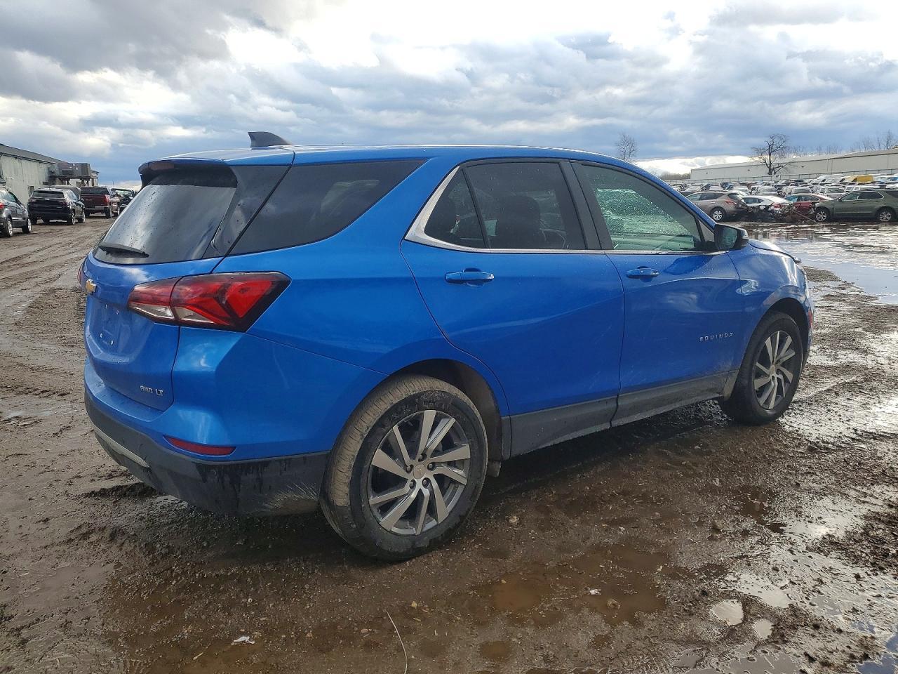 2024 Chevrolet Equinox Lt - Image 3