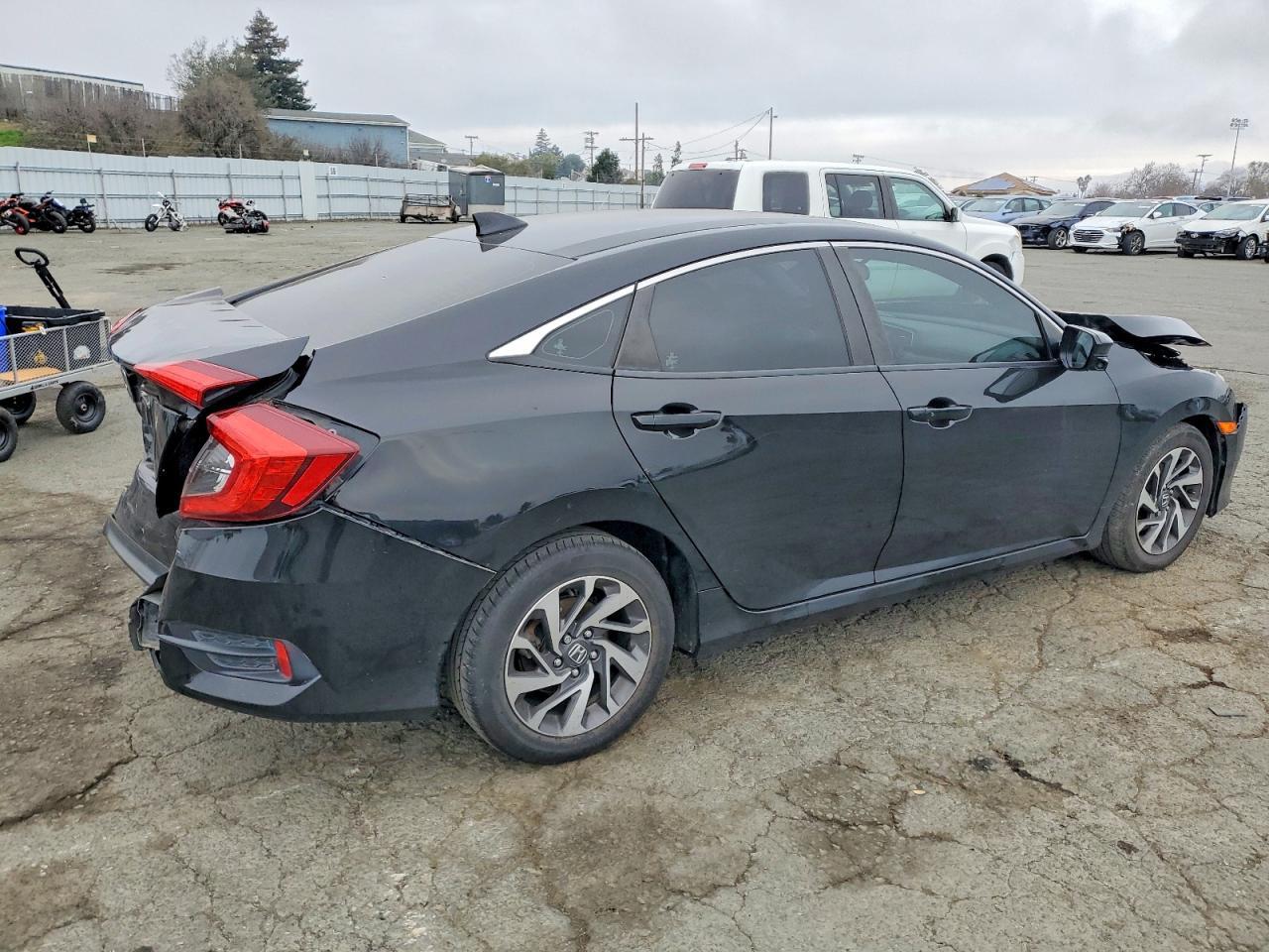 2017 Honda Civic Ex - Image 3