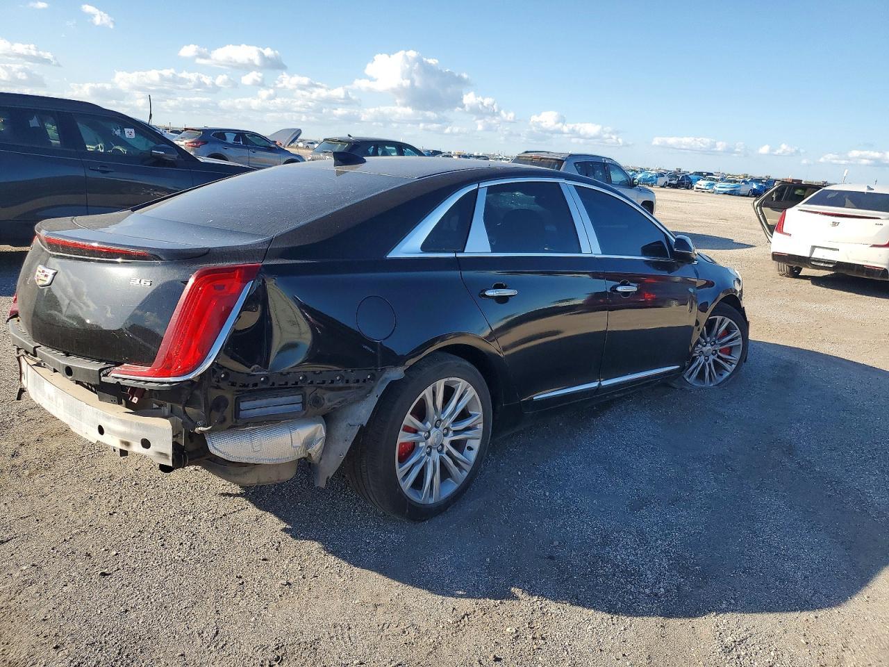 2018 Cadillac Xts Luxury - Фото 3